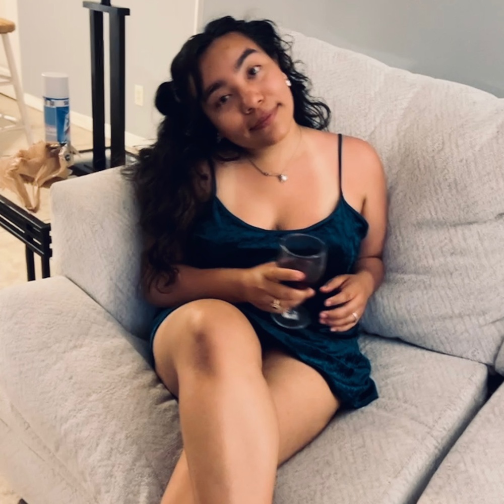 Meet your Posher, Abril